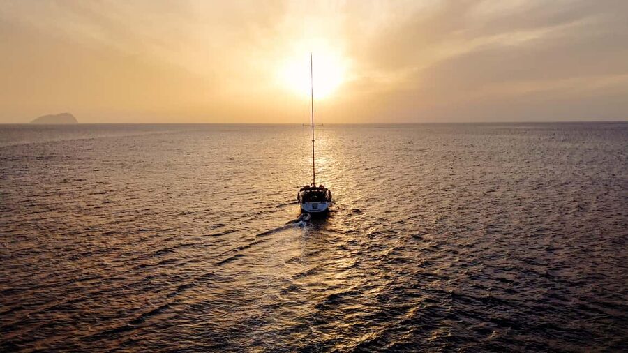 Kissamos: Balos Lagoon Sunset Cruise with Swimming & Snacks - The Catamaran Ride: Comfort, Views, and a Crew Who Actually Runs the Ship