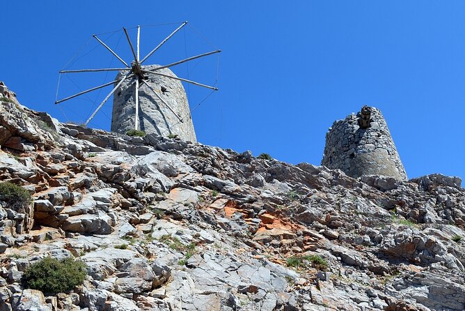Knossos Palace and/or Zeus Cave + Olive Mill | Local & Private - The plane tree and windmills: short stops with big atmosphere