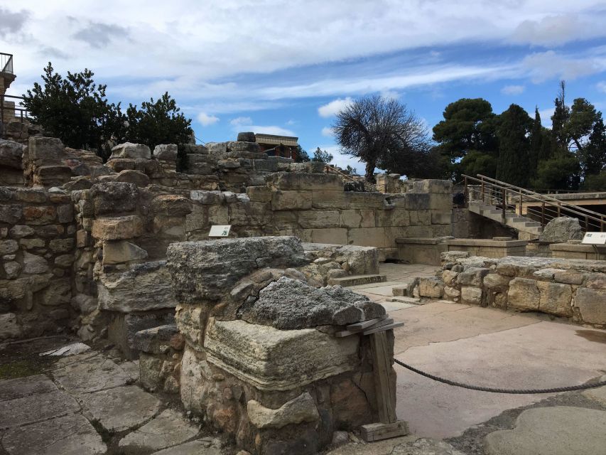 Knossos Palace & Archaeological Museum Private Tour - Key things that make this tour worth your time