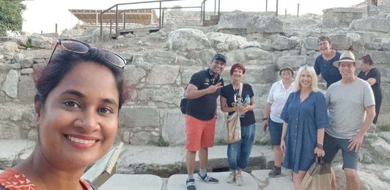 Knossos Palace: Family-friendly Mythology Tour - Where the Tour Starts (and Why Timing Matters at Knossos)