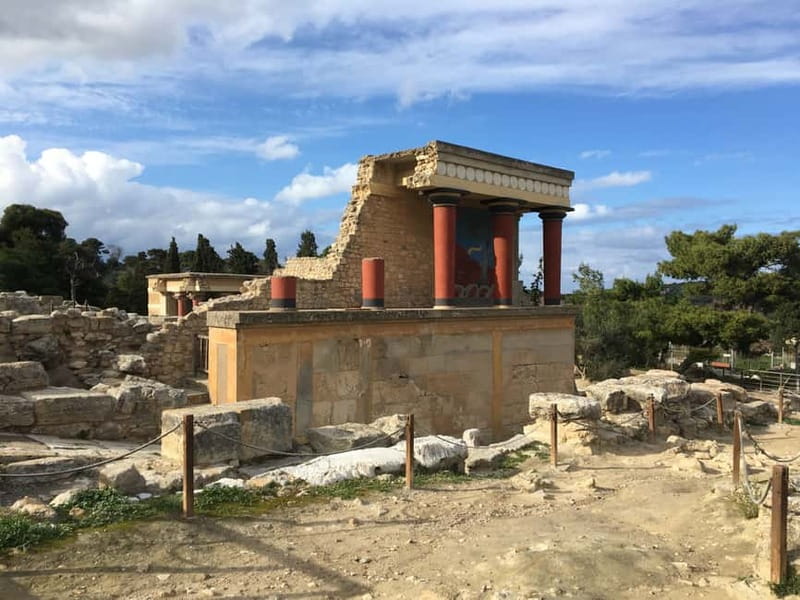 Knossos Palace: Family-friendly Mythology Tour - The Main Event: A Guided Walk Through Knossos’ “Myth Map”