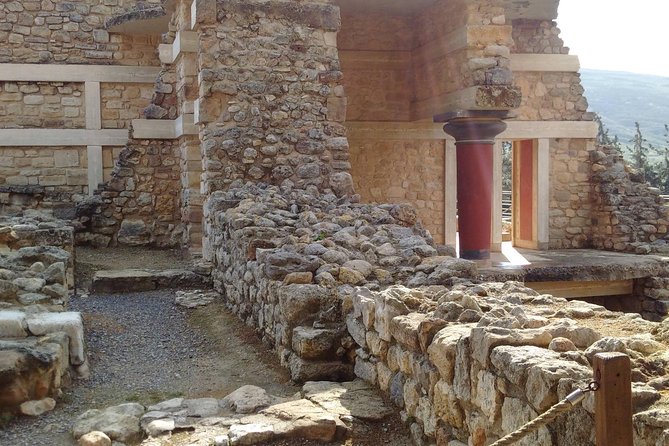 Knossos Palace Guided Walking Tour - Logistics From Heraklion: When It’s Easy vs. When It’s Not