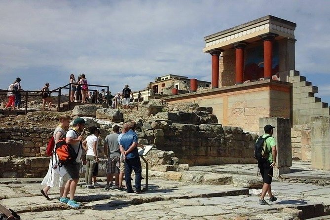 Knossos Palace Guided Walking Tour - What You’ll Get From the Guide: Names, Style, and Support