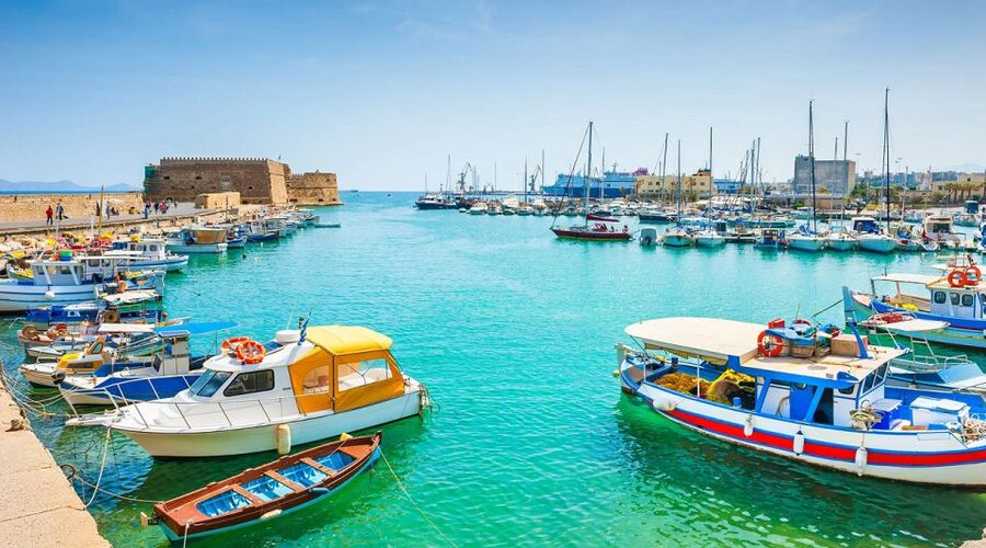 Knossos Palace & Heraklion City Tour From Heraklion - The Archaeological Museum option: when to add it and when to skip
