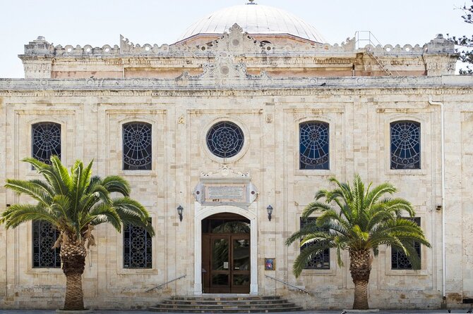 Knossos Palace & Historical Heraklion City Tour, with Old Market - Pickup Math: Why Your Ride Time Can Decide the Mood