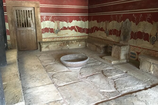 Knossos palace (Last minute booking - Skip The Line Ticket) - Practical pacing: check-in, time slots, and photo time after the tour