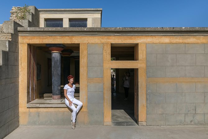 Knossos Palace - Private Tour Experience - Transportation add-ons: how hotel pickup changes the day