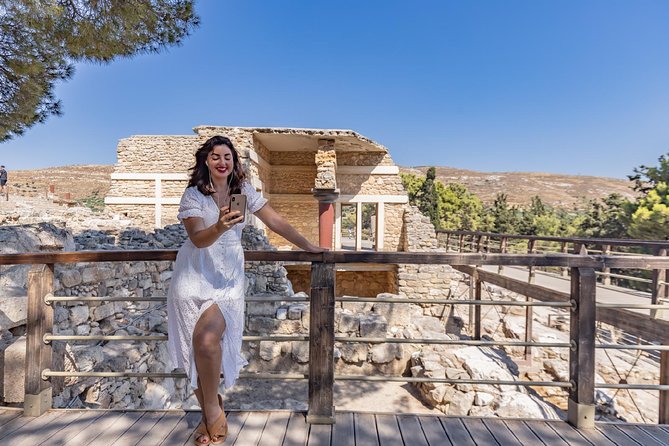 Knossos Palace: Self-Guided Audio Tour on your Phone (without ticket) - Can you use this without getting lost?