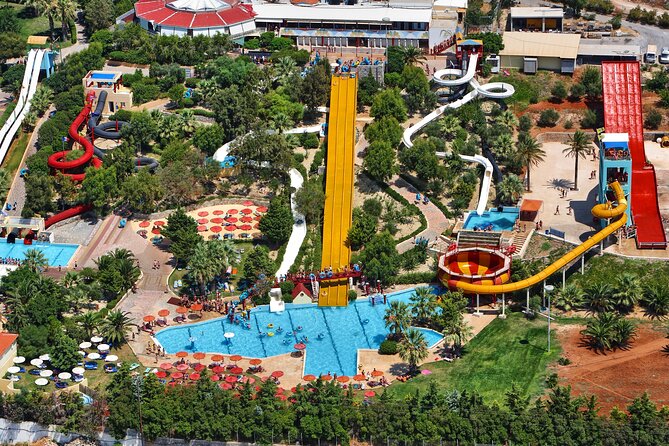 Let's get Wet: Watercity Waterpark Admission Ticket - Food, bars, and the Mini Market: staying fueled without hassle