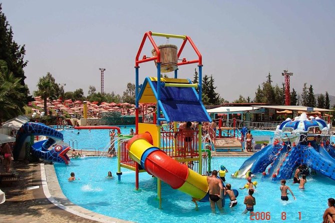 Limnoupolis Water Park All in - Slides and play areas: adrenaline for some, easy fun for others