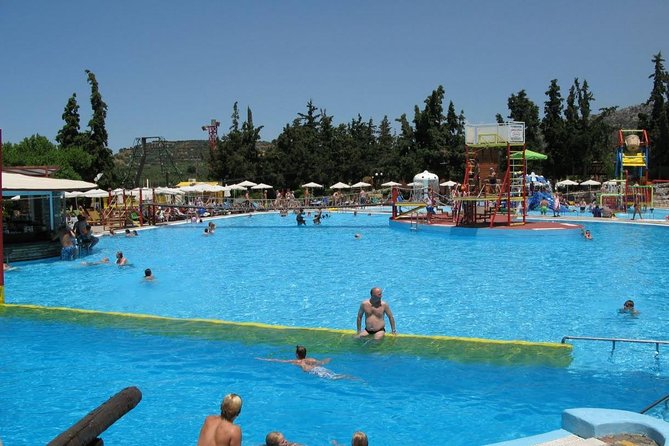 Limnoupolis Water Park All in - Family value and kid rules: discounts and supervision