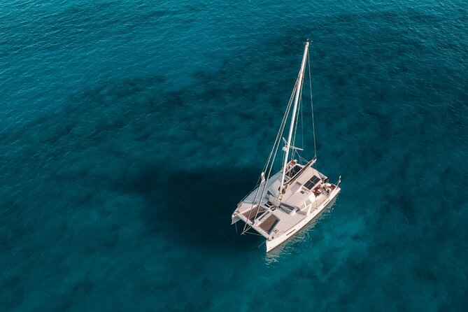 Luxury Catamaran Cruise, Dia Island –Open Bar & Lunch -Top Rated! - Money and Value: Does $145.18 Make Sense?