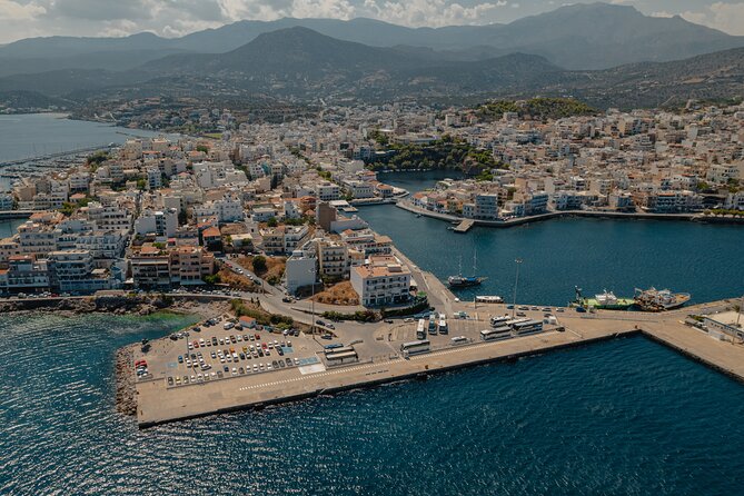 Makrigialos-Ierapetra: Spinalonga, Elounda & Agios Nikolaos Tour - Guide quality and the pace of a group capped at 50