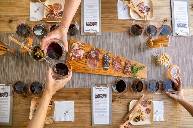 Minoan Path: Knossos Palace, Winery Visit, Lunch at Archanes - Should You Book the Minoan Path?