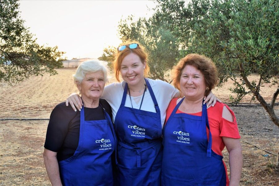 Moires: Cooking Class and Olive Oil Tasting at a Family Farm - A working olive farm cooking class that actually feels like a home kitchen