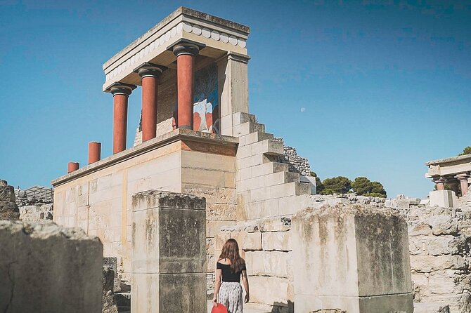 Mythical Escape: Cave of Zeus & Knossos Palace with Lassithi Plateau from Chania - The guide experience: storytelling that connects myths to places