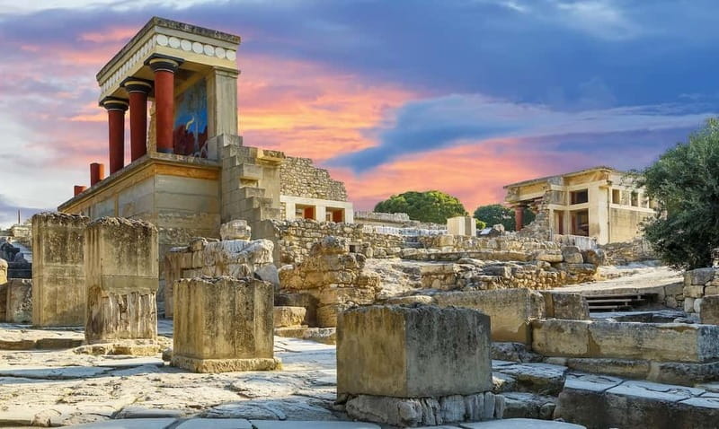 Myths of Knossos: Private Day Trip from Chania - The guide angle: what you get with your host (and what you might add)