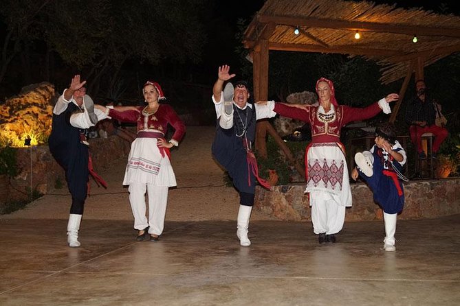 Olive Mill Festival - The beekeeper moment and Cretan honey you can picture