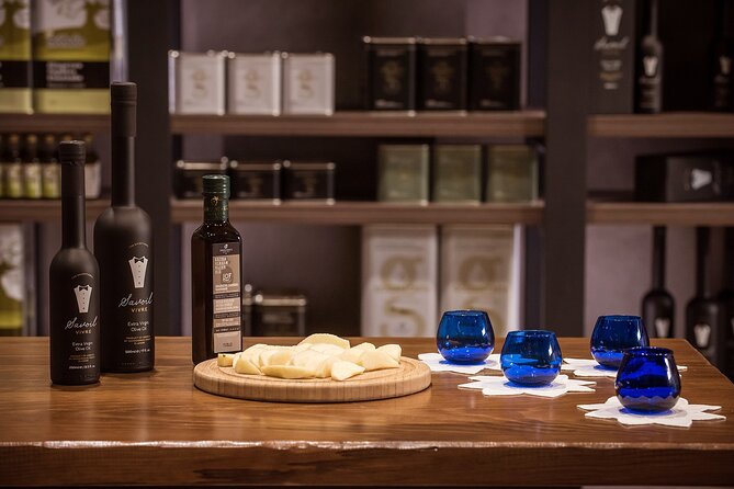 Olive Oil Tasting in Crete - The Session Flow: How the Tasting Actually Works