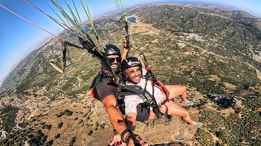 Paragliding in Chania - Where to meet in Chania (and how to plan your arrival)