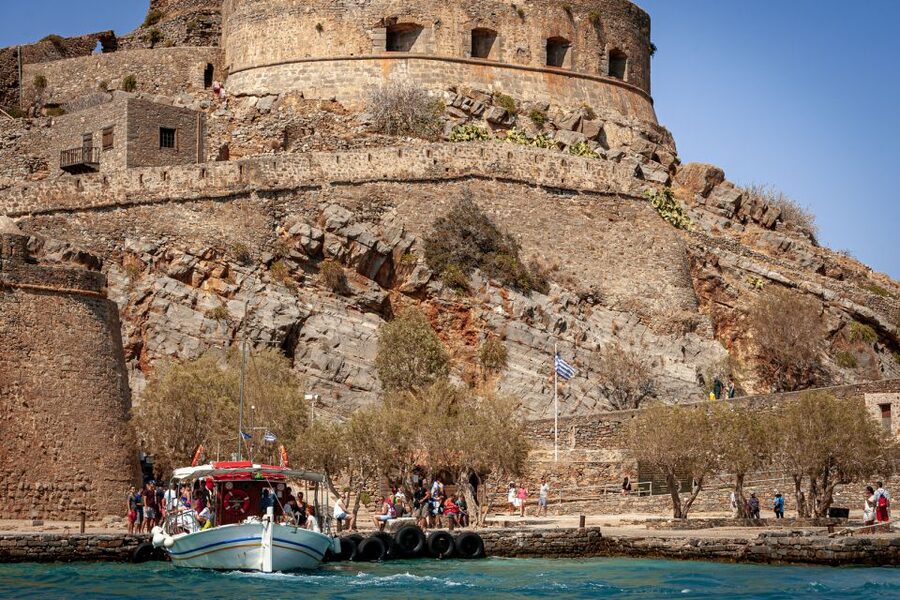 Plaka, Spinalonga, Agios Nikolaos - Small Group Winter Tour - Plaka’s shore time: the Spinalonga view you’ll remember