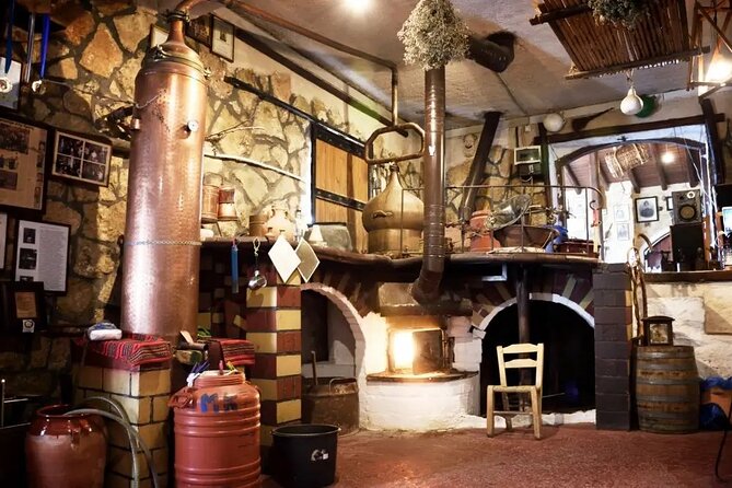 Premium Cretan Olive Oil Tasting, Wine, Raki and Local Food Tour - Who should book this olive oil, wine, and raki day