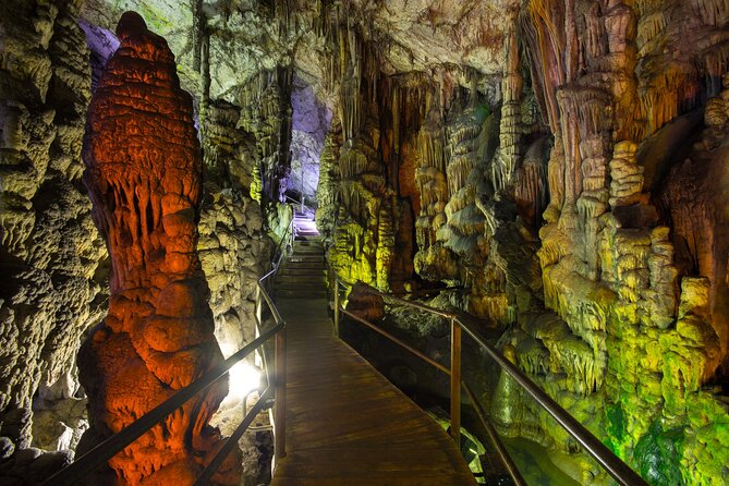 Private Full-Day Knosos, Lasithi Plateau, Cave of Zeus from Rethimno - Knossos Palace: the main act, and where the guide helps
