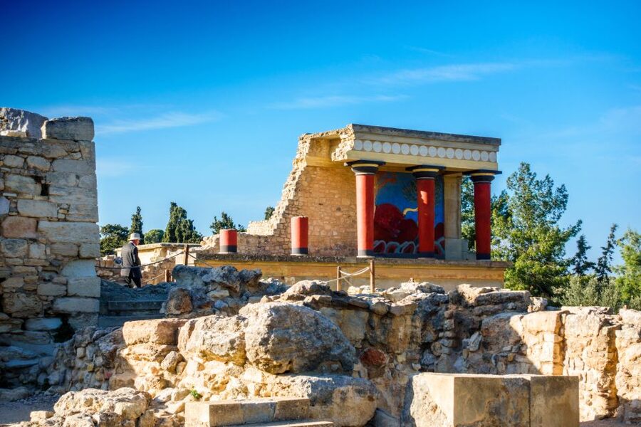 Private Knossos Skip The Line Tour inc. lunch & wine tasting - Palace of Knossos: myths, cooling shade, and what the guide actually does