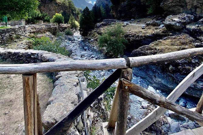 Private Roundtrip Transfer from Chania to Samaria Gorge Park - Packing and practical prep that actually matters