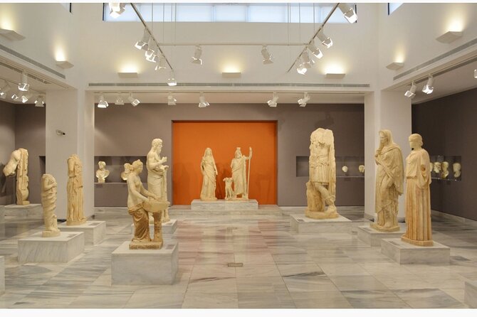Private tour: Archeological Museum of Heraklion and City tour - Entering the Heraklion Archaeological Museum: where the story starts