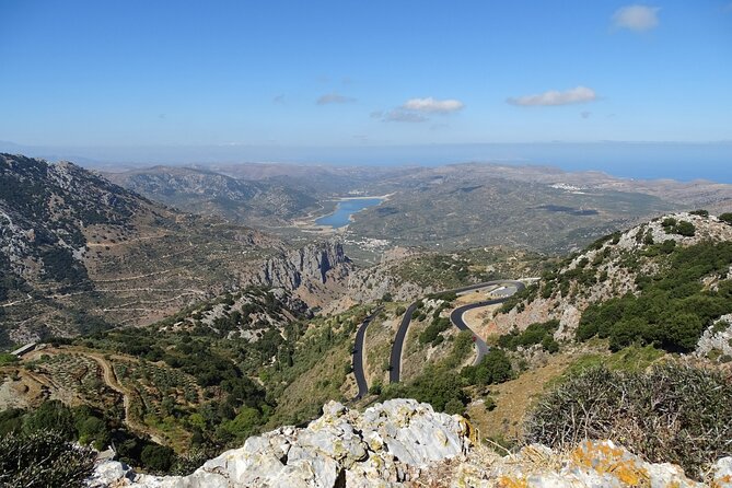 Private Tour-Knossos Palace Zeus Cave Olive Oil Mill & Wine - Tzermiado village stroll: short walk, old houses, real pace
