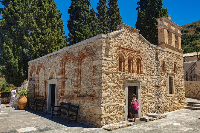 Private Tour of Crete with Knossos Palace and Lassithi Plateau - Omalia Olive Press: Olive Oil Sampling and the Seasonal Reality