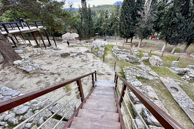 Private Tour of Knossos, Archaeological Museum & Heraklion Town - Weather, pacing, and the small practical things that matter