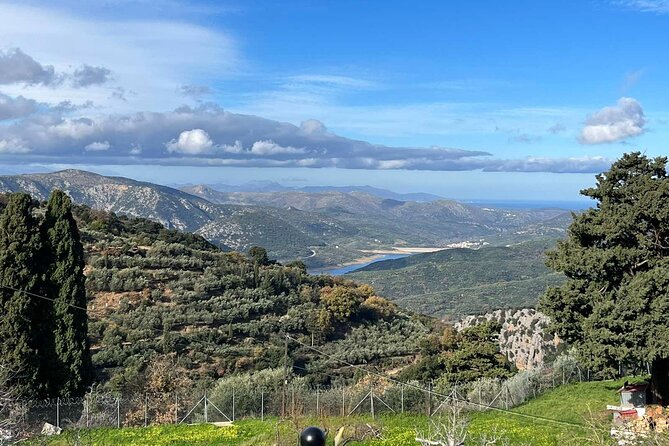 Private Tour, Olive Mill, Scotino Cave, Lasithi Plateau Half day. - Prassas olive mill: where old presses meet modern extraction