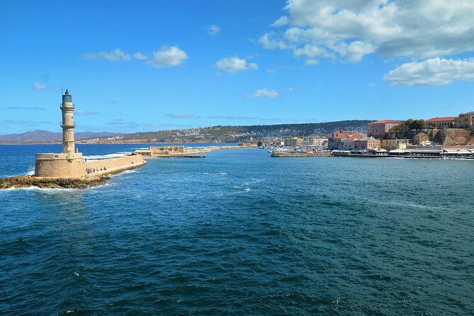 Private Tour West Crete: Chania & Rethymno Town and Kournas Lake - Chania Old Town and the Venetian Port: your first easy win