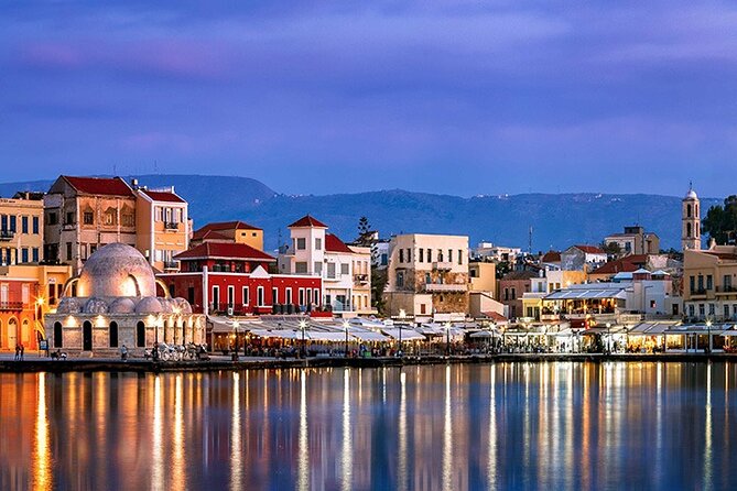 Private transfer from Heraklion airport to Chania - Meeting Your Driver: Sign, Luggage Help, and Cool Water