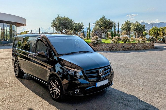 Private Transfer From-To Heraklion Airport, PORT To-From RETHYMNO - Car Seats and Boosters: Free When You Request Them