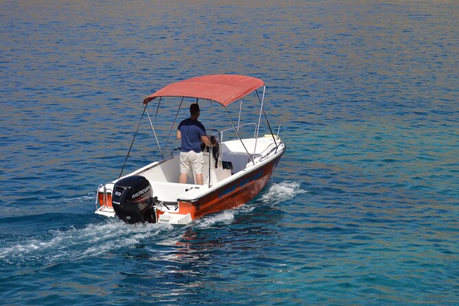 RENT A BOAT 5,5m-30hp LICENCE FREE MARATHI - Getting There: Near Public Transportation, Easy Start Point