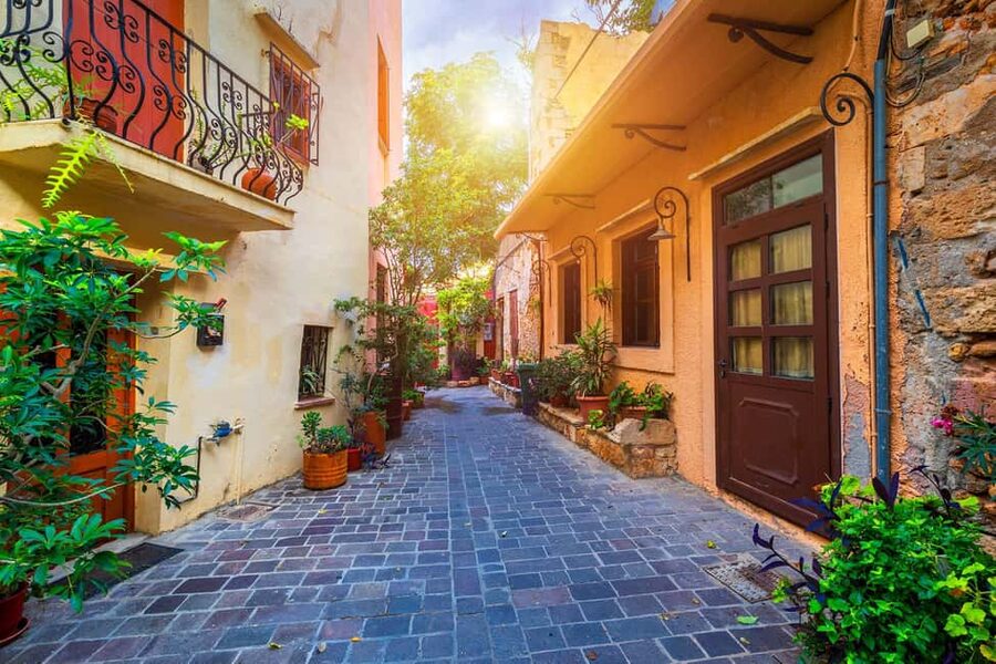 Rethymno Bali & Panormo: Chania Old Town & Kournas Lake Trip - Lake Kournas: Crete’s freshwater break with real swim potential
