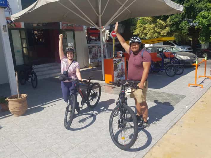 Rethymno: e-Bike Tour on the old city - Sea-road riding, seafood taverns, and the Loggia interlude