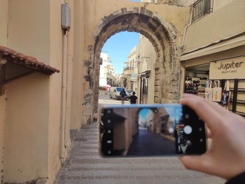 Rethymno:Food Tasting Private Tour at Old Town - Old Town architecture, myths, and everyday life