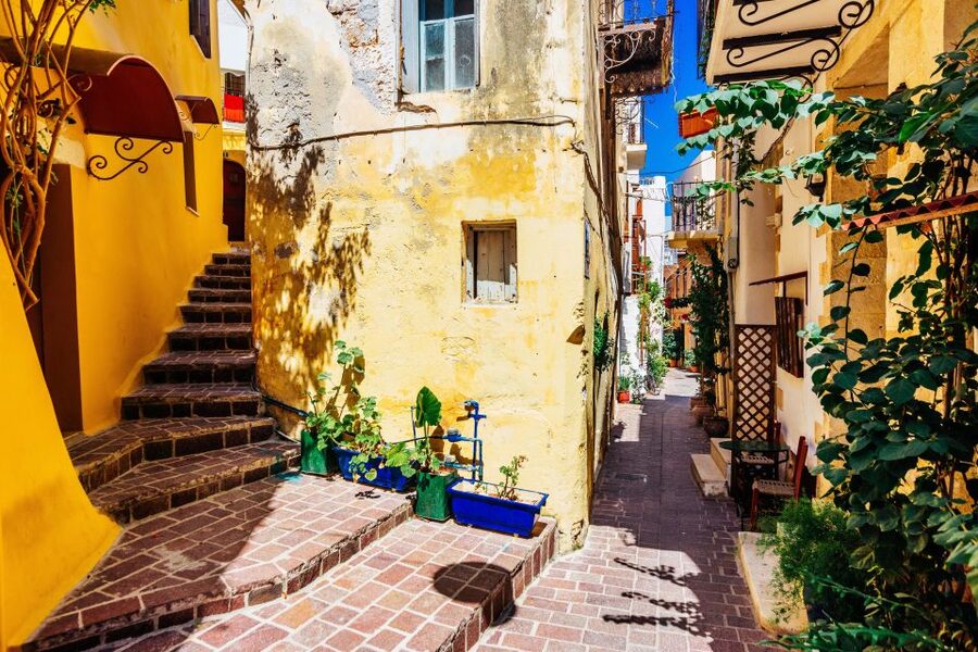 Rethymno: Full or Half-Day Trip to Chania with Audio Guide - Should You Book the Rethymno to Chania Bus Trip?