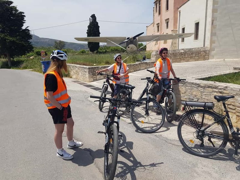 Rethymno: Guided e-Bike Tour on Mili Gorge and Soft Drinks - Start on the waterfront, then get road-ready quickly