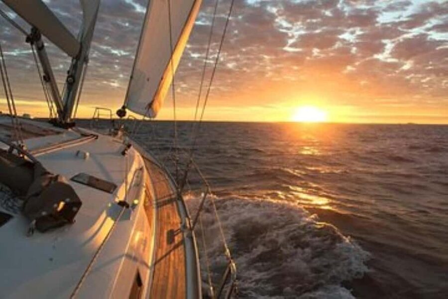 Rethymno: Luxury Sunset Cruise with Dinner and Drinks - When sea conditions get rough, plan for Plan B