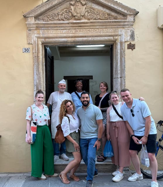 Rethymno Old Town: A Traditional Cretan Food Tour - Starting at Old Customs House: how the evening flows