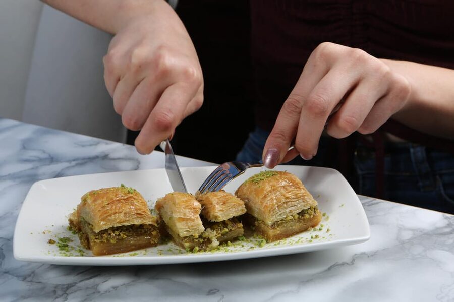 Rethymno Old Town: A Traditional Cretan Food Tour - Who this tour suits best (and who might skip it)