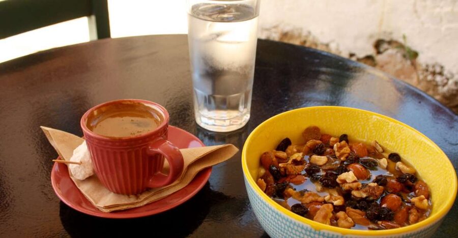 Rethymno: Private Old Town Highlights Tour with Street Food - Venetian and Ottoman Street Clues You’ll Learn to Spot