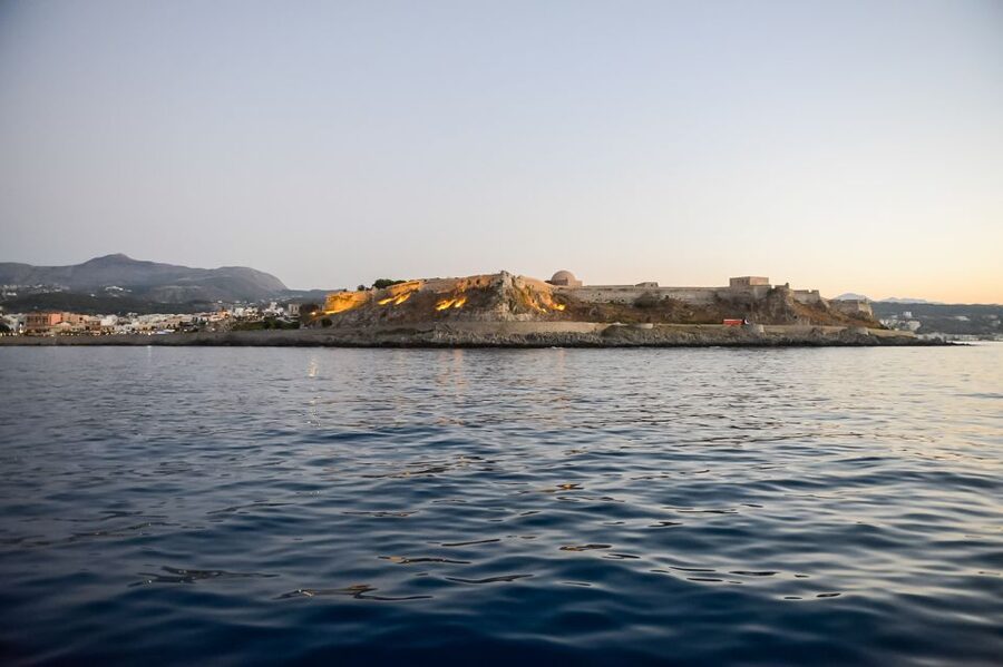 Rethymno: Sunset Cruise on a Wooden Pirate Boat - Choppy water and motion sickness: what to do before you board