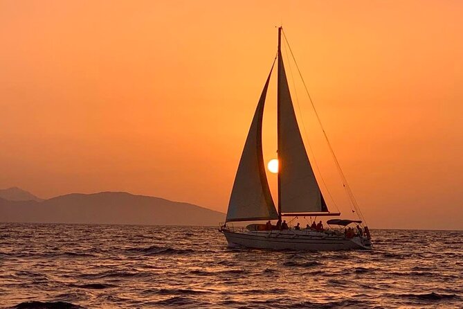 Sailing day to Dia island - The Meal on Board: Homemade Food Beats the Usual Boat Buffet