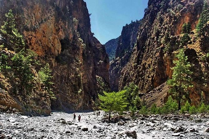 Samaria Gorge Trek: Full-Day Excursion from Chania with Guide - Samaria Gorge From Chania: What Makes This Day Trip Work